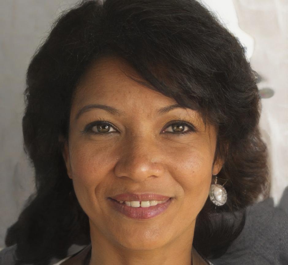 Carmen Jiménez, Analista Senior